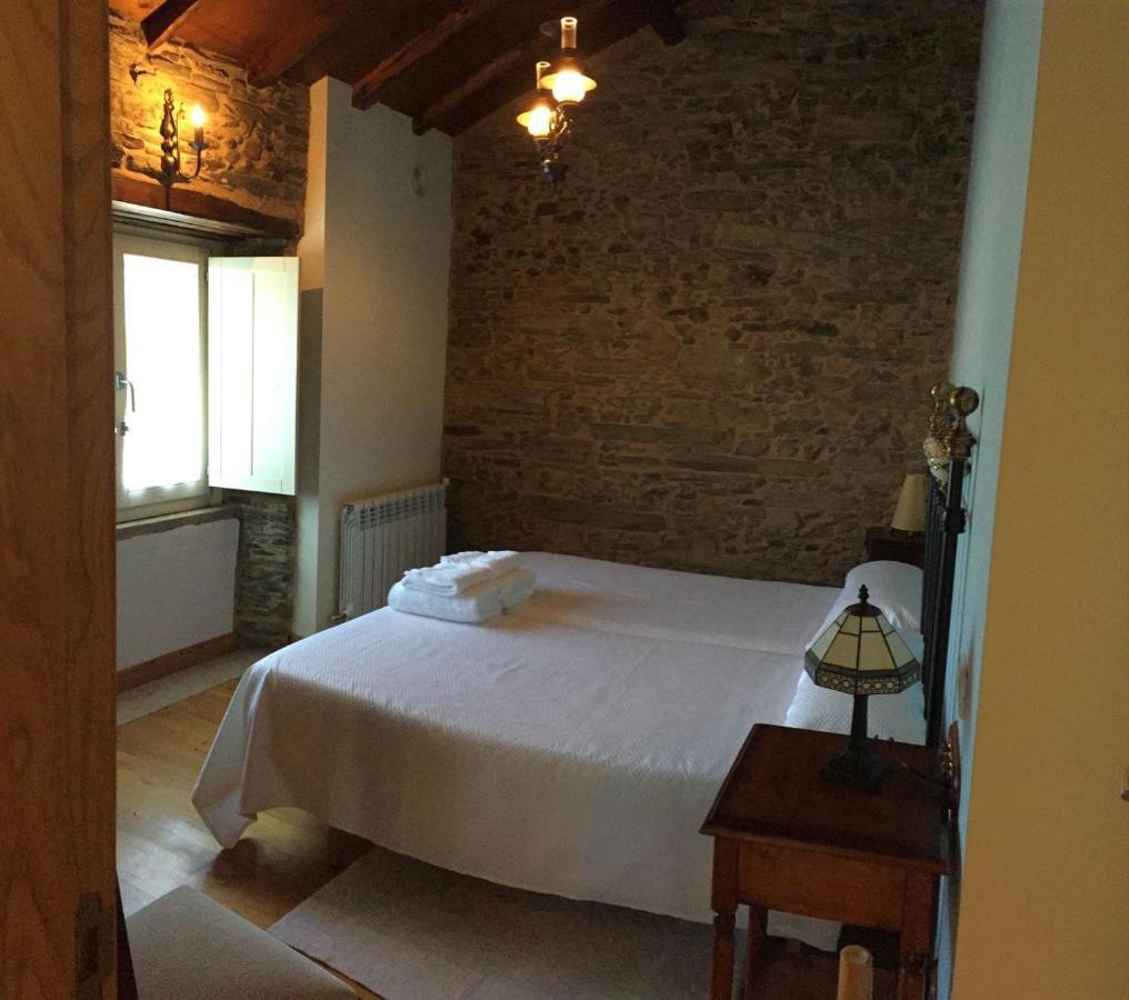 Vila Peregrina-Taxi Gratis Arzua Exterior photo